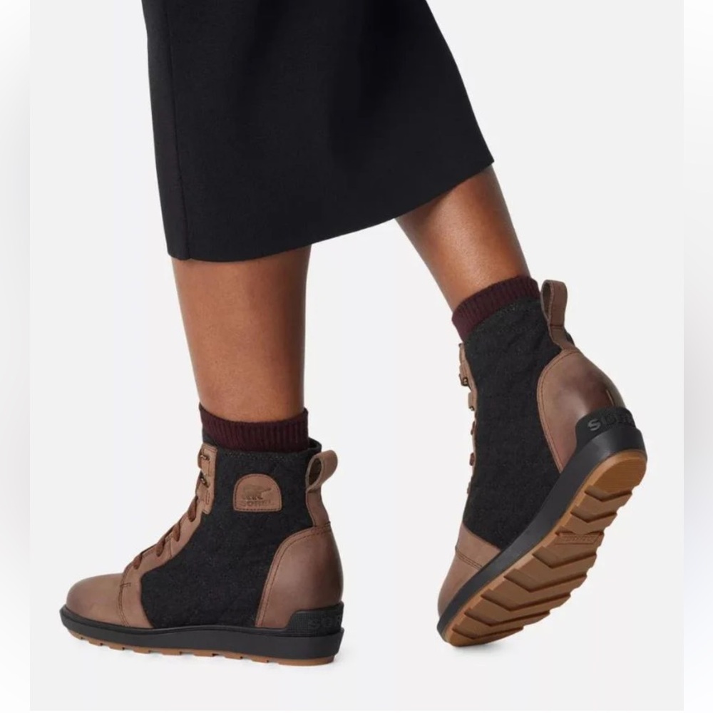 SOREL Evie II NW Lace Boots